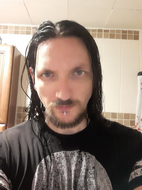 Foto di nudo di fuga di OnlyFans di D Miller