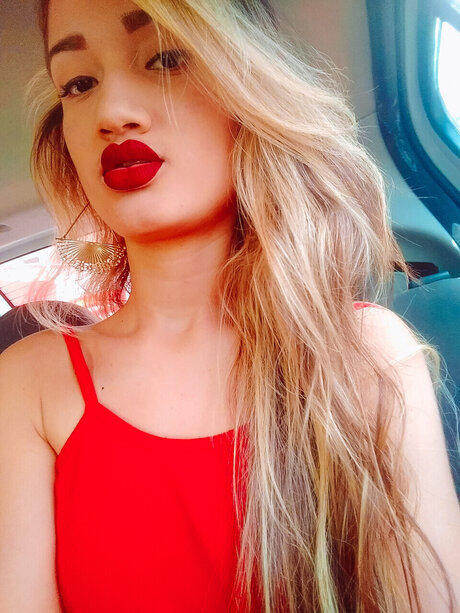 Foto di nudo di fuga di OnlyFans di Paola