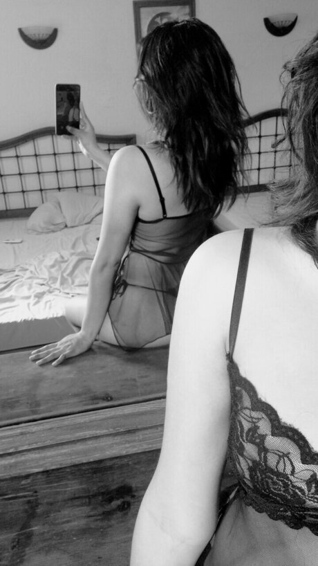 Foto di nudo di fuga di OnlyFans di Itza