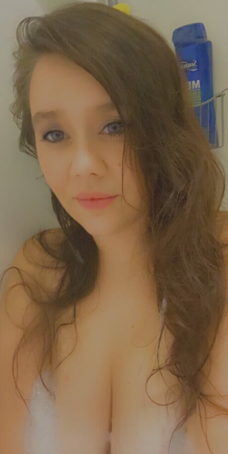 Foto di nudo di fuga di OnlyFans di Victoria