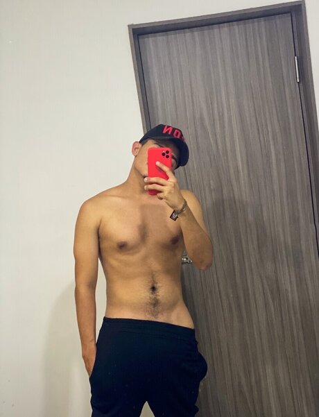 Foto di nudo di fuga di OnlyFans di Mateo