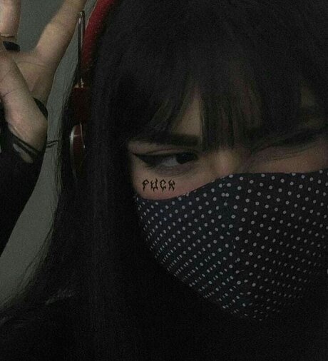 Foto di nudo di fuga di OnlyFans di Paulinebn