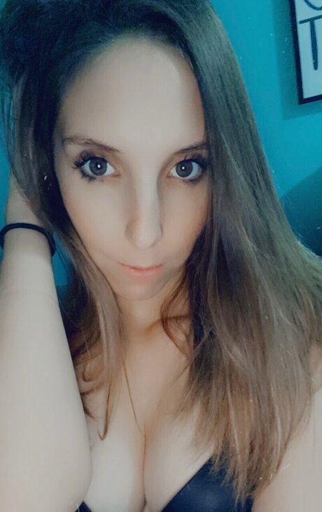 Foto di nudo di fuga di OnlyFans di Eden