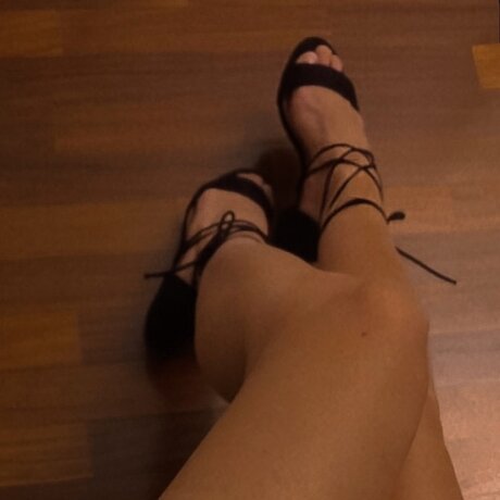 Foto di nudo di fuga di OnlyFans di Enamorada