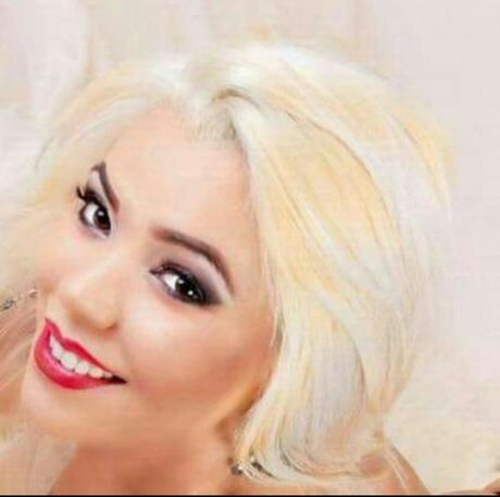 Foto di nudo di fuga di OnlyFans di Blondasexy24