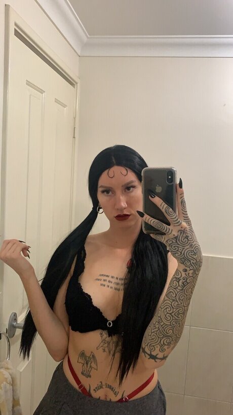 Foto di nudo di fuga di OnlyFans di Harley Jones