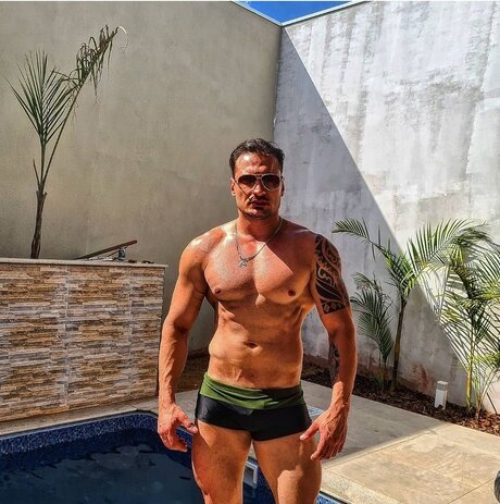 Foto di nudo di fuga di OnlyFans di Felipe