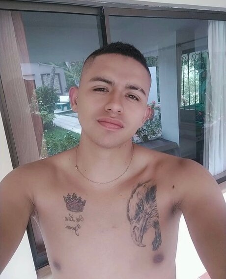 Foto di nudo di fuga di OnlyFans di Brayan Leandro Osorio