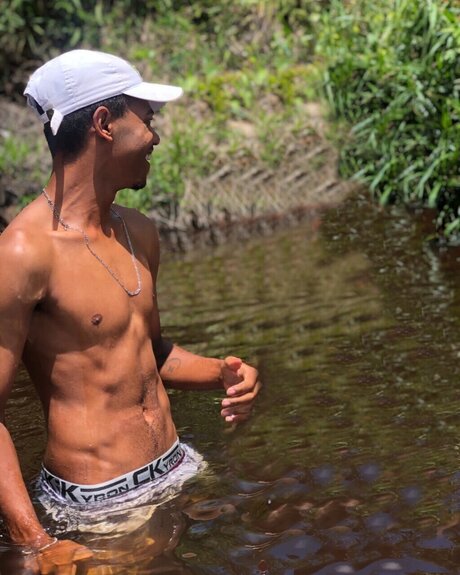 Foto di nudo di fuga di OnlyFans di Alisson