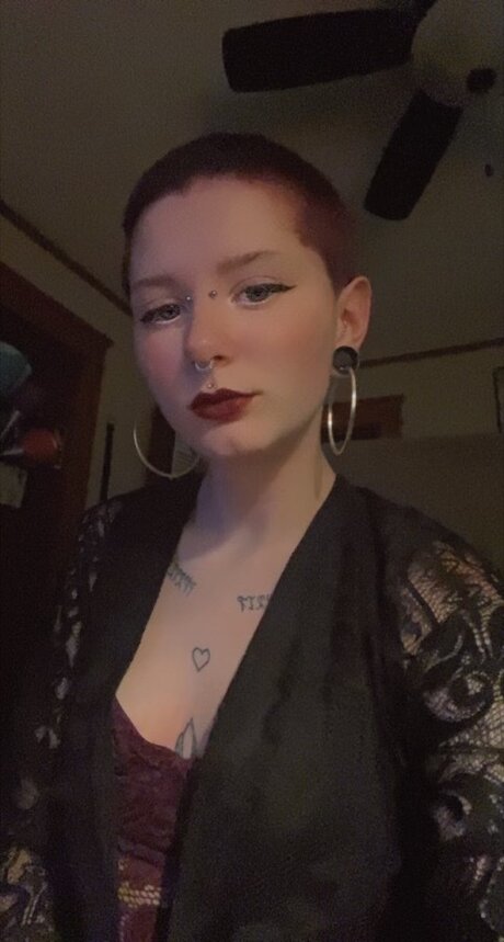 Foto di nudo di fuga di OnlyFans di Nikki