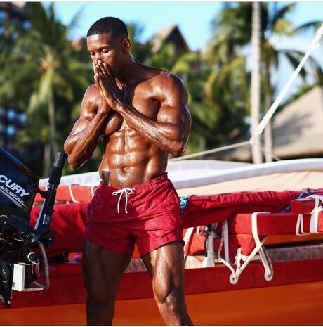 Foto di nudo di fuga di OnlyFans di Black Boy Latino