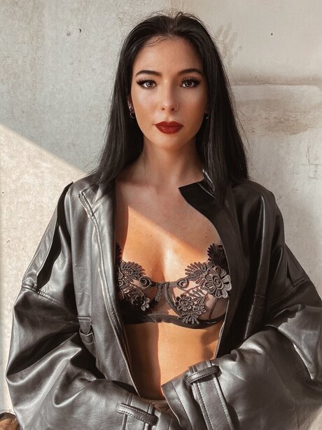 Foto di nudo di fuga di OnlyFans di Alexis