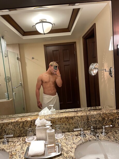 Foto di nudo di fuga di OnlyFans di Inamra