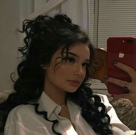 Foto di nudo di fuga di OnlyFans di Anastasia
