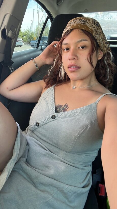 Foto di nudo di fuga di OnlyFans di Yesnyl