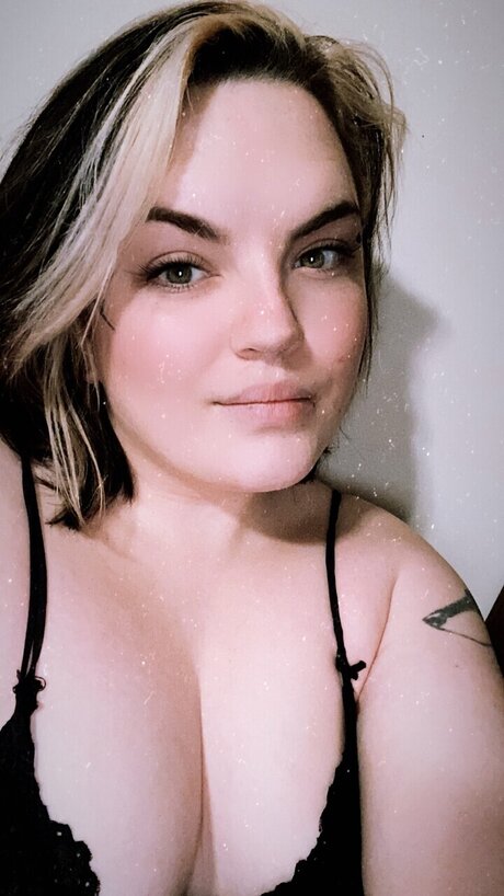 Foto di nudo di fuga di OnlyFans di Randi Marsh