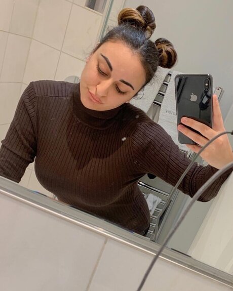 Foto di nudo di fuga di OnlyFans di Maria Cristina Santoni