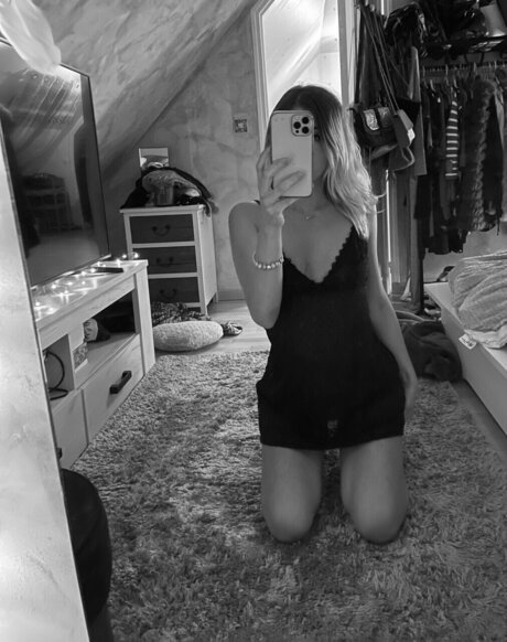Foto di nudo di fuga di OnlyFans di Lounamatkowskii