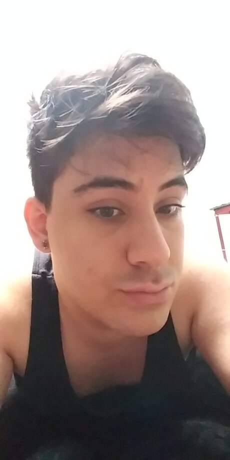Foto di nudo di fuga di OnlyFans di Matt Remi