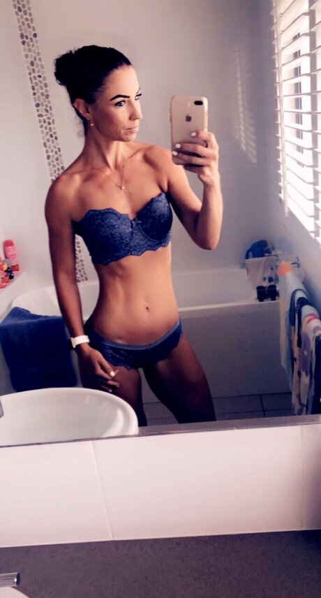 Foto di nudo di fuga di OnlyFans di Msfit