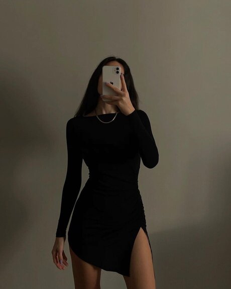 Foto di nudo di fuga di OnlyFans di Camelia