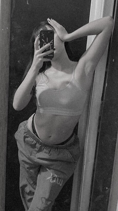 Foto di nudo di fuga di OnlyFans di Badfacebarti