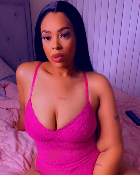 Foto di nudo di fuga di OnlyFans di Patrice