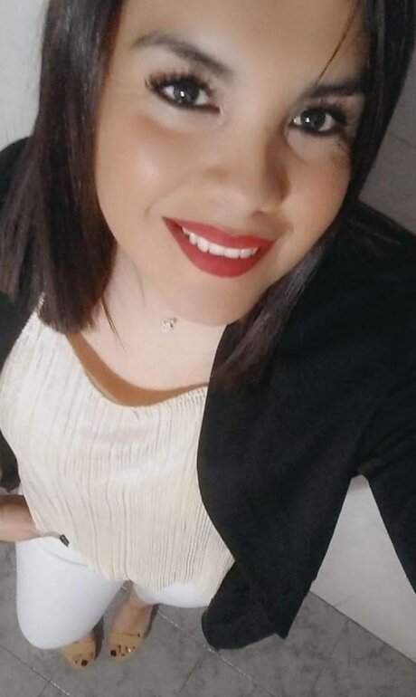 Foto di nudo di fuga di OnlyFans di Lunahot 