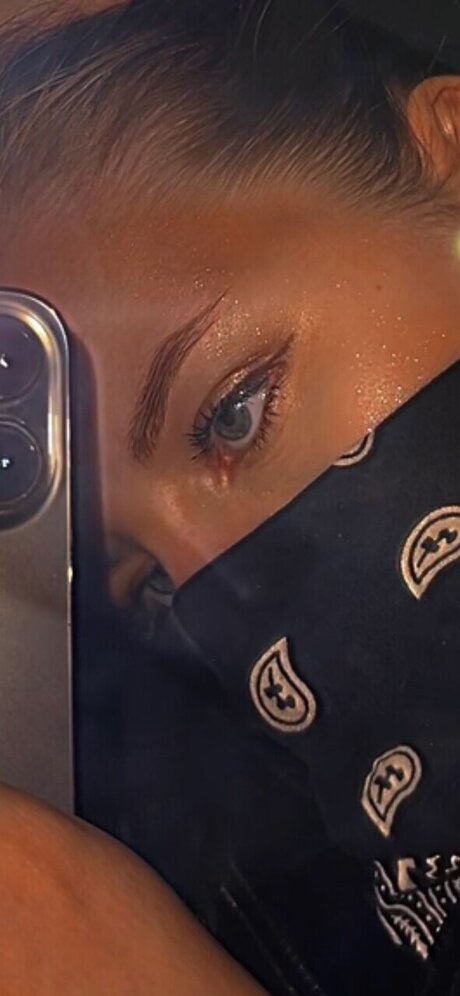 Foto di nudo di fuga di OnlyFans di Bandanagirl