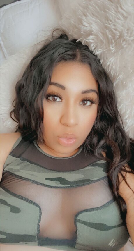 Foto di nudo di fuga di OnlyFans di Unique