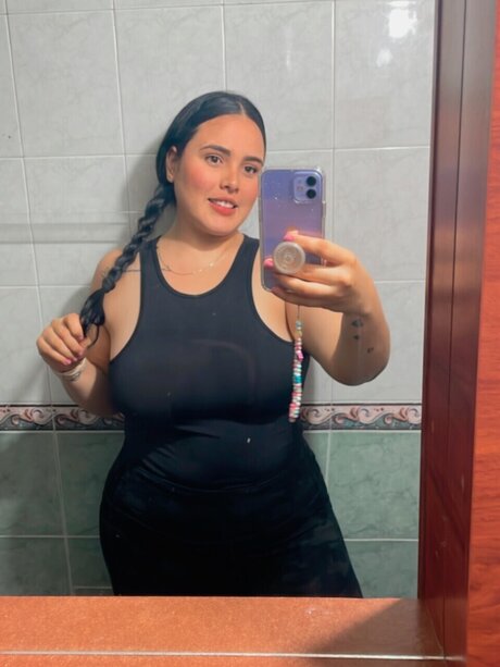Foto di nudo di fuga di OnlyFans di Yeraldin Montoya