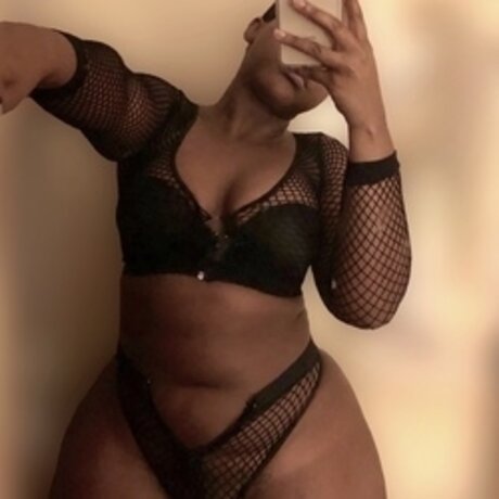 Foto di nudo di fuga di OnlyFans di Lola