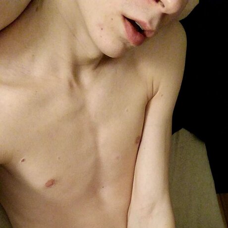 Foto di nudo di fuga di OnlyFans di Nerdytwink