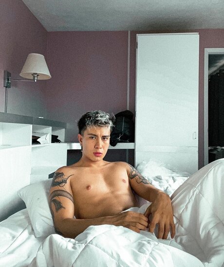 Foto di nudo di fuga di OnlyFans di 