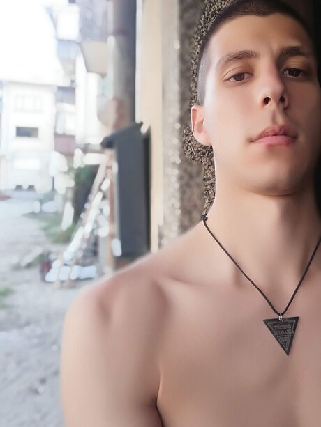 Foto di nudo di fuga di OnlyFans di Yordan Kolev