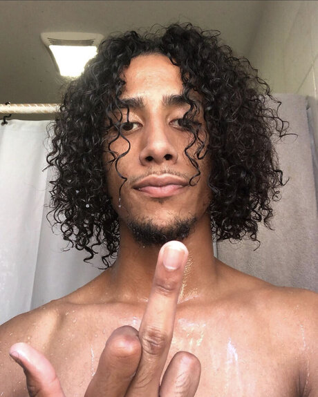 Foto di nudo di fuga di OnlyFans di Fonzohp