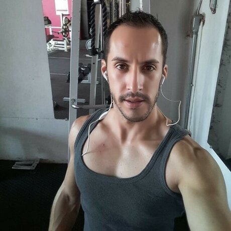 Foto di nudo di fuga di OnlyFans di Jamessexy89