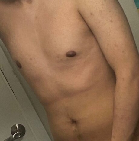 Foto di nudo di fuga di OnlyFans di 6352