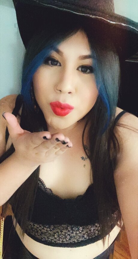 Foto di nudo di fuga di OnlyFans di Lovebug