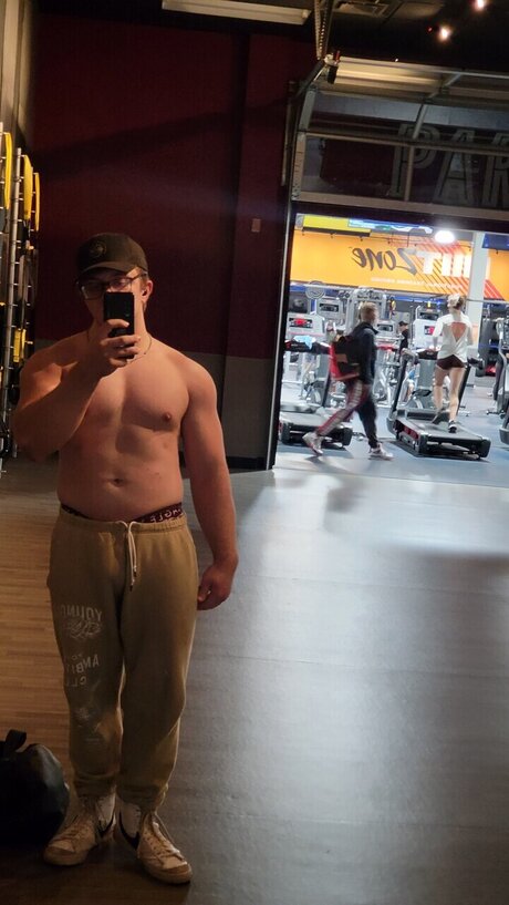 Foto di nudo di fuga di OnlyFans di Steven