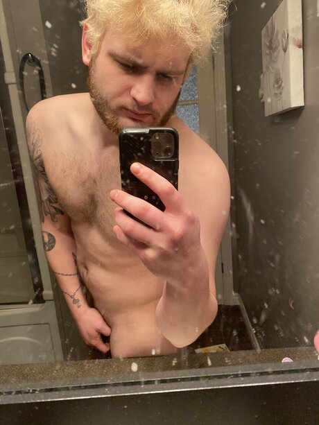 Foto di nudo di fuga di OnlyFans di Thorzy