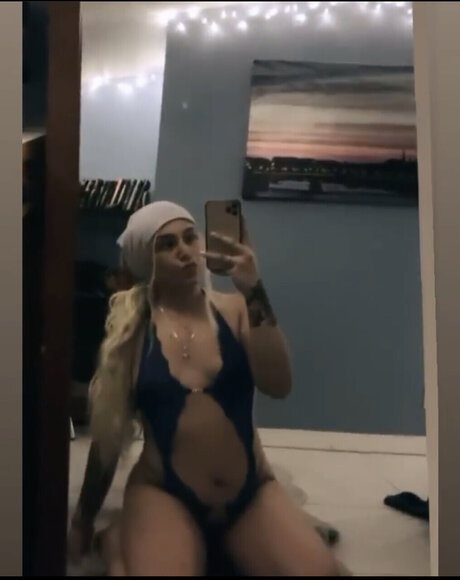 Foto di nudo di fuga di OnlyFans di Thalia