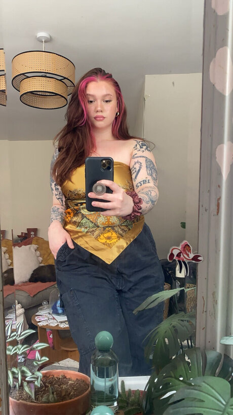 Foto di nudo di fuga di OnlyFans di Lauren