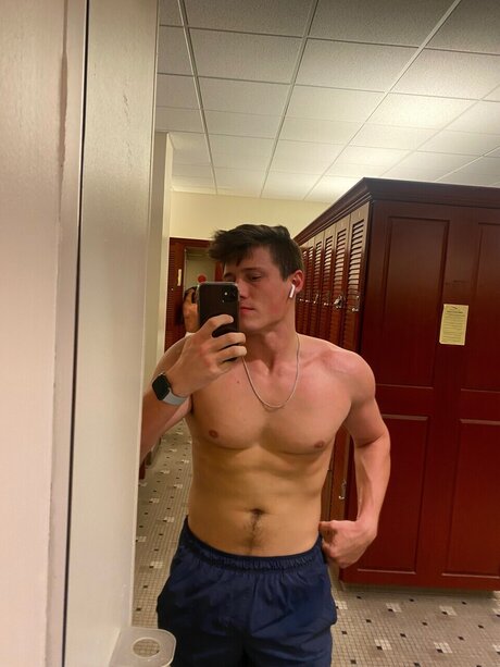 Foto di nudo di fuga di OnlyFans di Jake