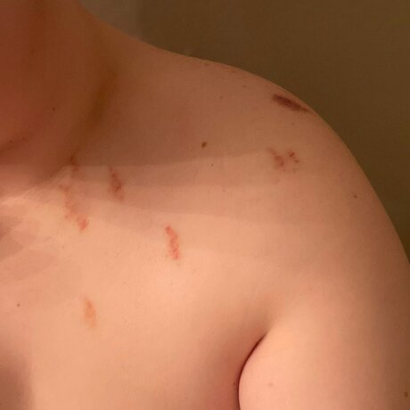 Foto di nudo di fuga di OnlyFans di Ahaha