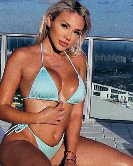 Foto di nudo di fuga di OnlyFans di Isabelita
