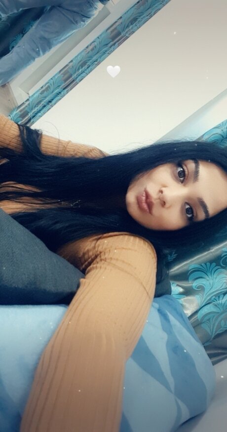 Foto di nudo di fuga di OnlyFans di Monica Monica