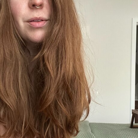 Foto di nudo di fuga di OnlyFans di S