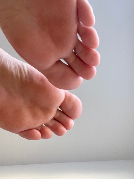 Foto di nudo di fuga di OnlyFans di Feets For You
