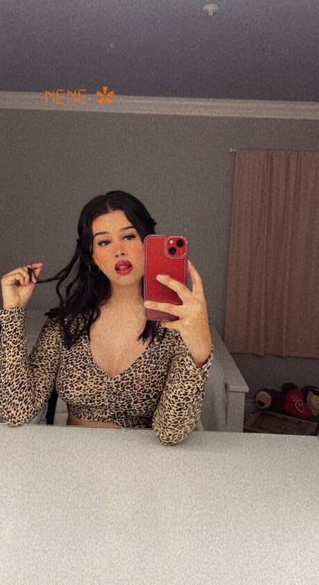 Foto di nudo di fuga di OnlyFans di Jeanette Mora